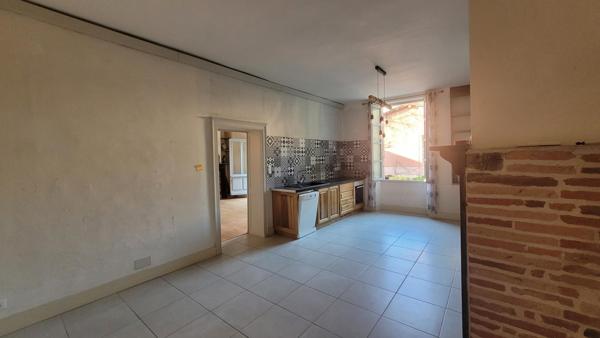 MAISON BOURGEOISE T6 - JARDIN - GARAGE - DEPENDANCE