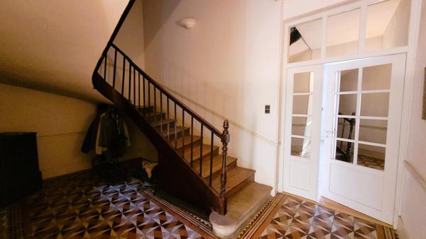 MAISON BOURGEOISE T6 - JARDIN - GARAGE - DEPENDANCE