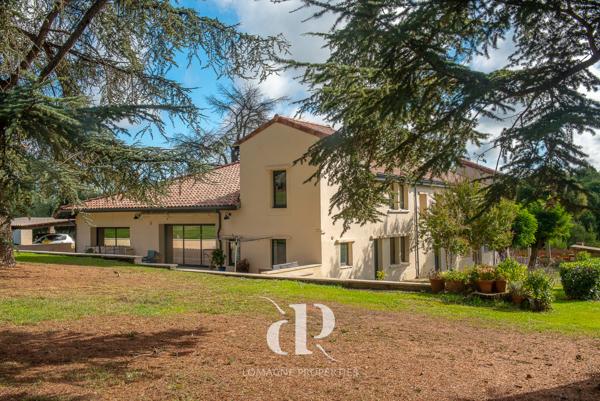 Beaumont-de-Lomagne (82500) Charmante propriété de deux maisons alliant caractère et confort