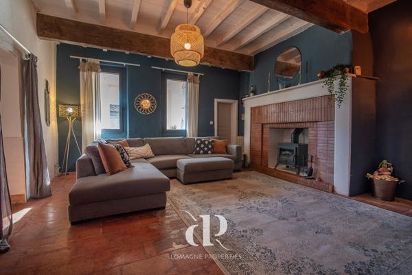 Beaumont-de-Lomagne (82500) Charmante propriété de deux maisons alliant caractère et confort