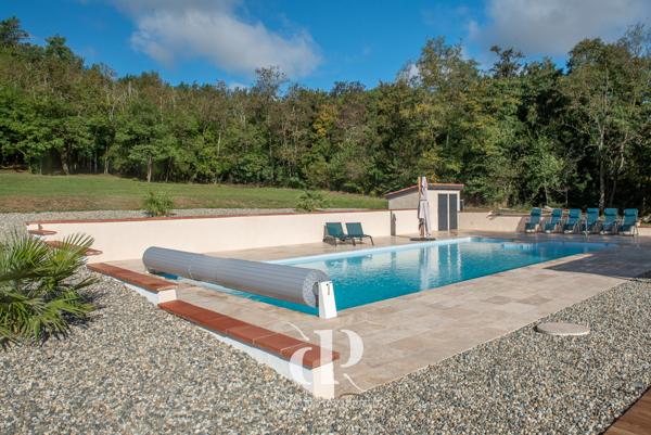 Beaumont-de-Lomagne (82500) Charmante propriété de deux maisons alliant caractère et confort