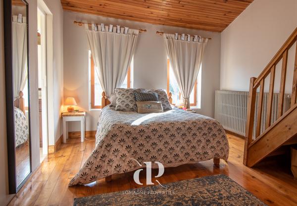 Beaumont-de-Lomagne (82500) Charmante propriété de deux maisons alliant caractère et confort