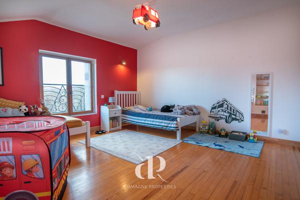 Beaumont-de-Lomagne (82500) Charmante propriété de deux maisons alliant caractère et confort