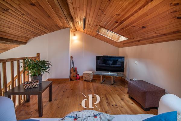 Beaumont-de-Lomagne (82500) Charmante propriété de deux maisons alliant caractère et confort