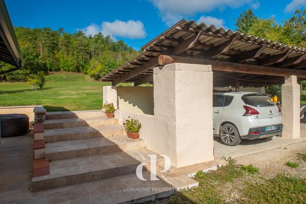 Beaumont-de-Lomagne (82500) Charmante propriété de deux maisons alliant caractère et confort