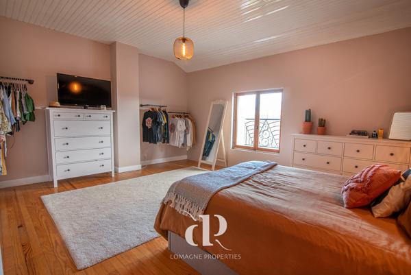 Beaumont-de-Lomagne (82500) Charmante propriété de deux maisons alliant caractère et confort