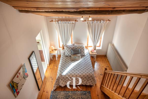 Beaumont-de-Lomagne (82500) Charmante propriété de deux maisons alliant caractère et confort