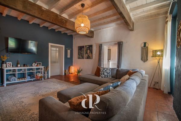 Beaumont-de-Lomagne (82500) Charmante propriété de deux maisons alliant caractère et confort