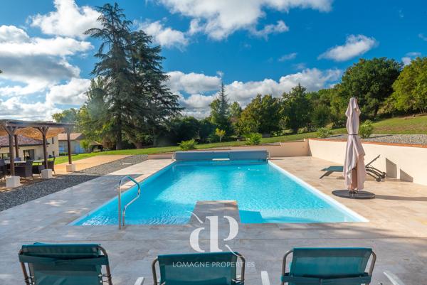 Beaumont-de-Lomagne (82500) Charmante propriété de deux maisons alliant caractère et confort