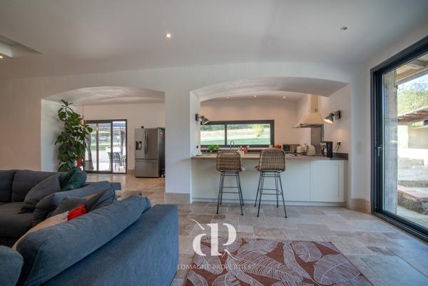 Beaumont-de-Lomagne (82500) Charmante propriété de deux maisons alliant caractère et confort