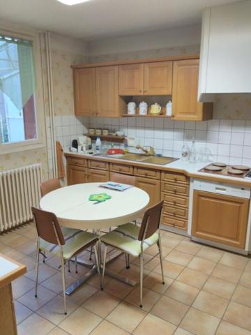 Maison  4 pièce(s) 95 m2 Quartier Les Marins Châteauroux