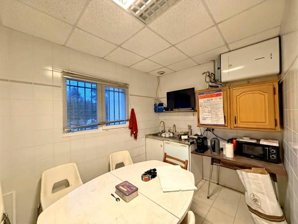 Vente                                                      Immeuble
                        
                     5 pièces                                         à Gournay-en-Bray