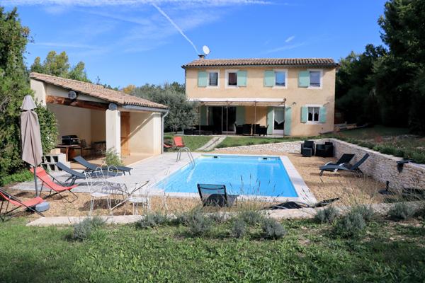 Apt (84400) Villa avec piscine à Apt