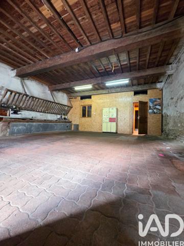 Maison à vendre 4 pièces 236 m² Bages