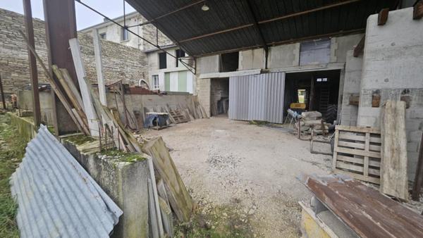 Euffigneix : 255 m² de potentiel brut à transformer selon vos envies