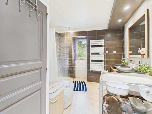 Hasparren - Vente Maison mitoyenne - entièrement rénovée avec jardin privatif