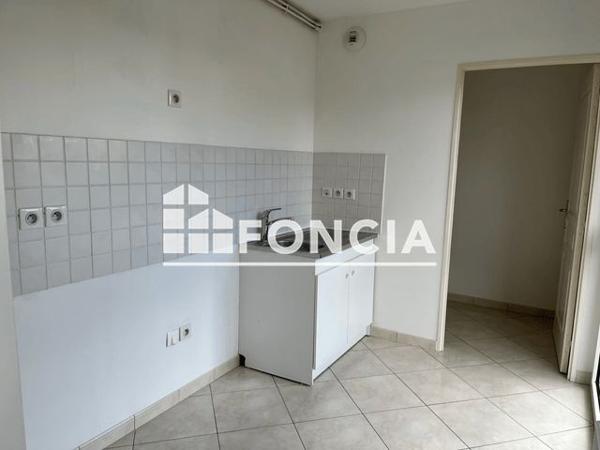 Location Studio 34.83 m² - 14 TER RUE DU GENERAL LECLERC Morangis 91420