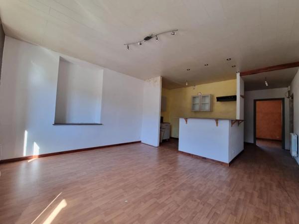 🏡 **Immeuble à rénover – Gros potentiel à Abreschviller !**