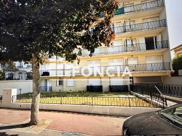 Location Studio 28.8 m² - 75 AVENUE DE MARINVILLE Saint Maur 94100