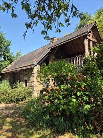 Charmante bâtisse à rénover