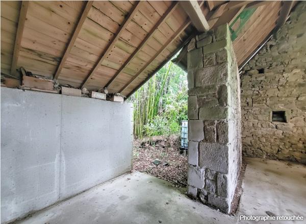 Charmante bâtisse à rénover