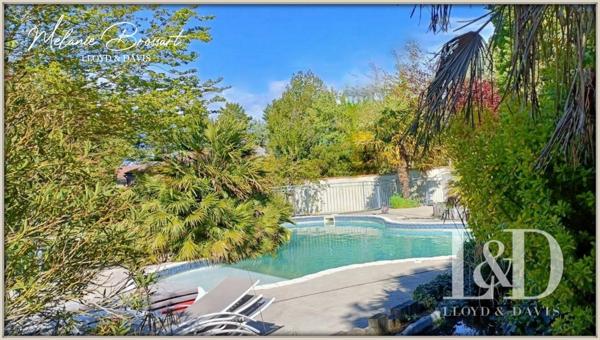 Longère et gites de 520 m² habitables, activité et revenus locatifs garantis