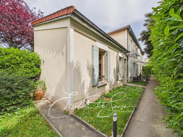 Charmant duplex avec jardinet, à 3 min du RER