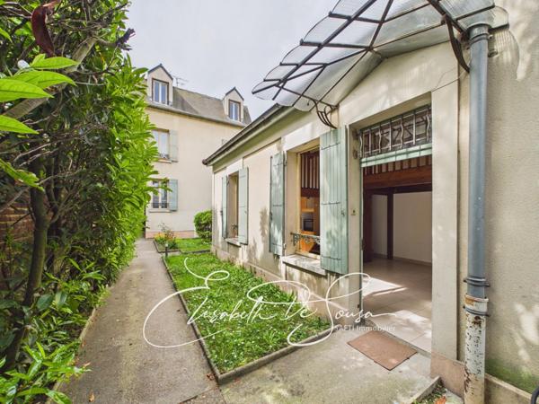 Charmant duplex avec jardinet, à 3 min du RER