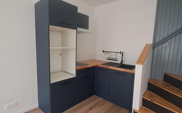 Maison à louer    1 pièce • 32,45 m2 Saint-Quentin