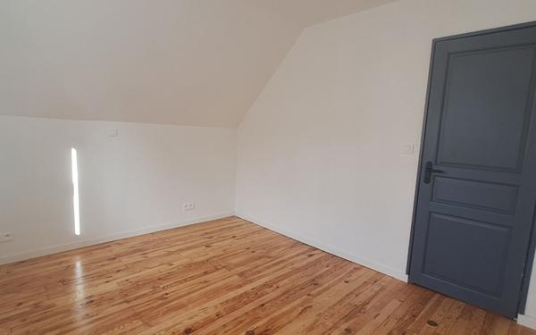 Maison à louer    1 pièce • 32,45 m2 Saint-Quentin