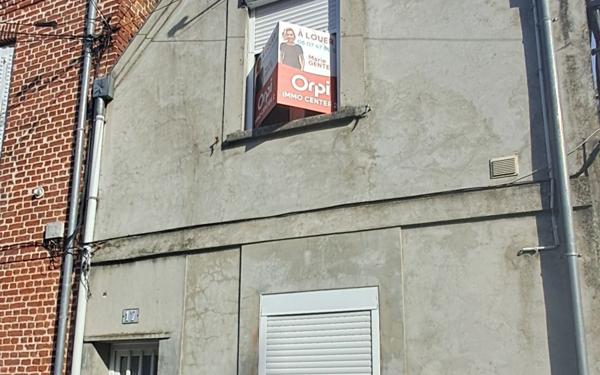 Maison à louer    1 pièce • 32,45 m2 Saint-Quentin