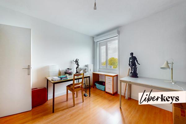 appartement F4 résidence Beauvillé  lumineux.