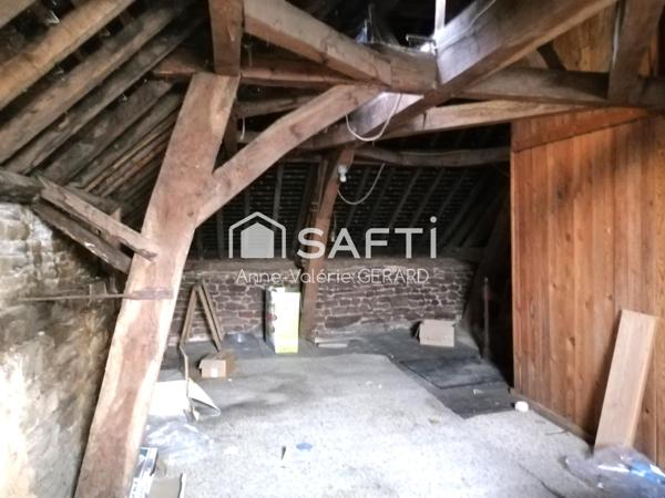 A SAISIR Immeuble 80m² au coeur du village