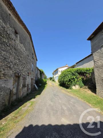 Maison à vendre  6 pièces - 185 m 2   BOURNONCLE ST PIERRE  - 43