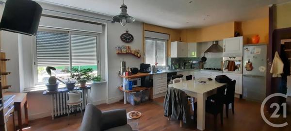 Maison à vendre  6 pièces - 185 m 2   BOURNONCLE ST PIERRE  - 43