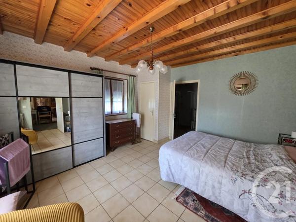 Maison à vendre  6 pièces - 185 m 2   BOURNONCLE ST PIERRE  - 43