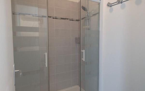 Appartement à vendre    4 pièces • 70,42 m2 Saint-Maur-des-Fossés