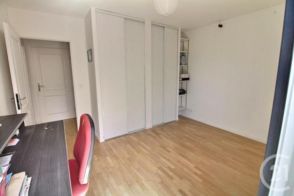 Appartement F4 à vendre  4 pièces - 84,65 m2 JOINVILLE LE PONT - 94