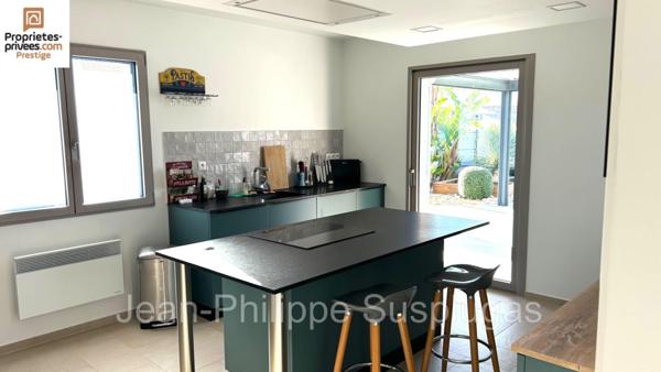 Superbe villa Saint Cyr Sur Mer 6 pièce(s) 163 m2