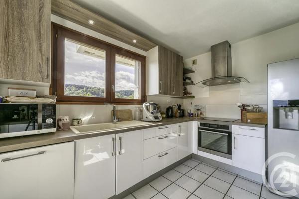 Appartement F3 à vendre  3 pièces - 67,95 m 2   RUMILLY  - 74