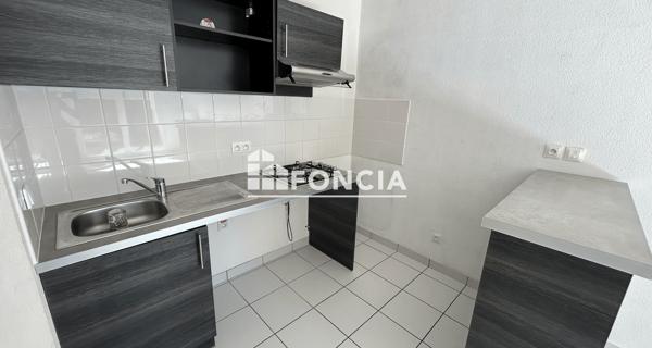Location Appartement 3 pièces 66 m² - Roanne 42300