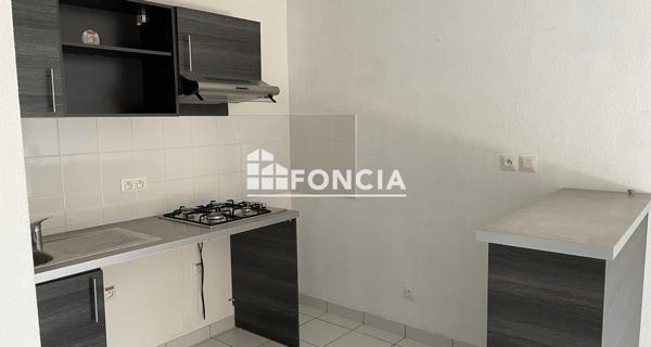 Location Appartement 3 pièces 66 m² - Roanne 42300