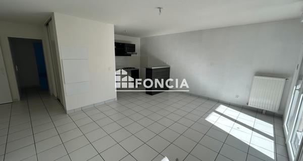 Location Appartement 3 pièces 66 m² - Roanne 42300