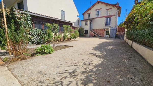 Maison Neuilly Sur Marne 4 pièce(s)