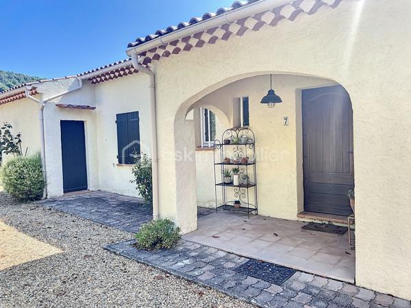 Maison traditionnelle de 102,98 m²