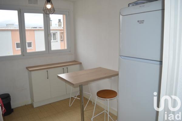 Appartement 2 pièces de 57 m² à Valence (26000)