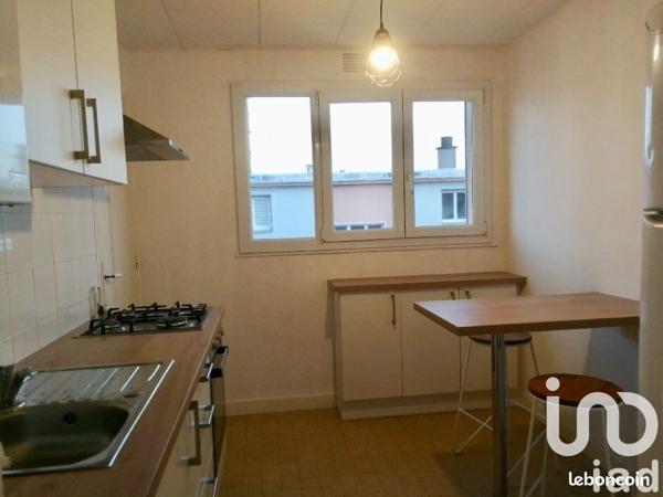 Appartement 2 pièces de 57 m² à Valence (26000)