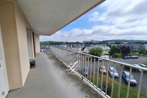 Vente - Appartement 4 pièces 84 m 2 SABLE SUR SARTHE (72300)