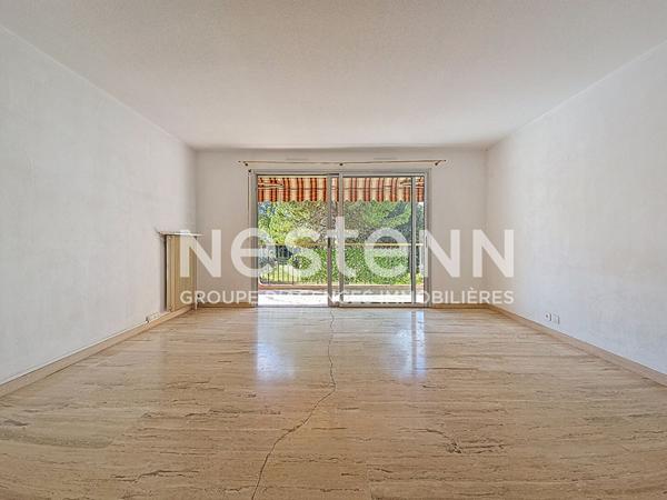 MANDELIEU : 2P SUD a vendre Double garage + cave