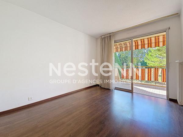 MANDELIEU : 2P SUD a vendre Double garage + cave